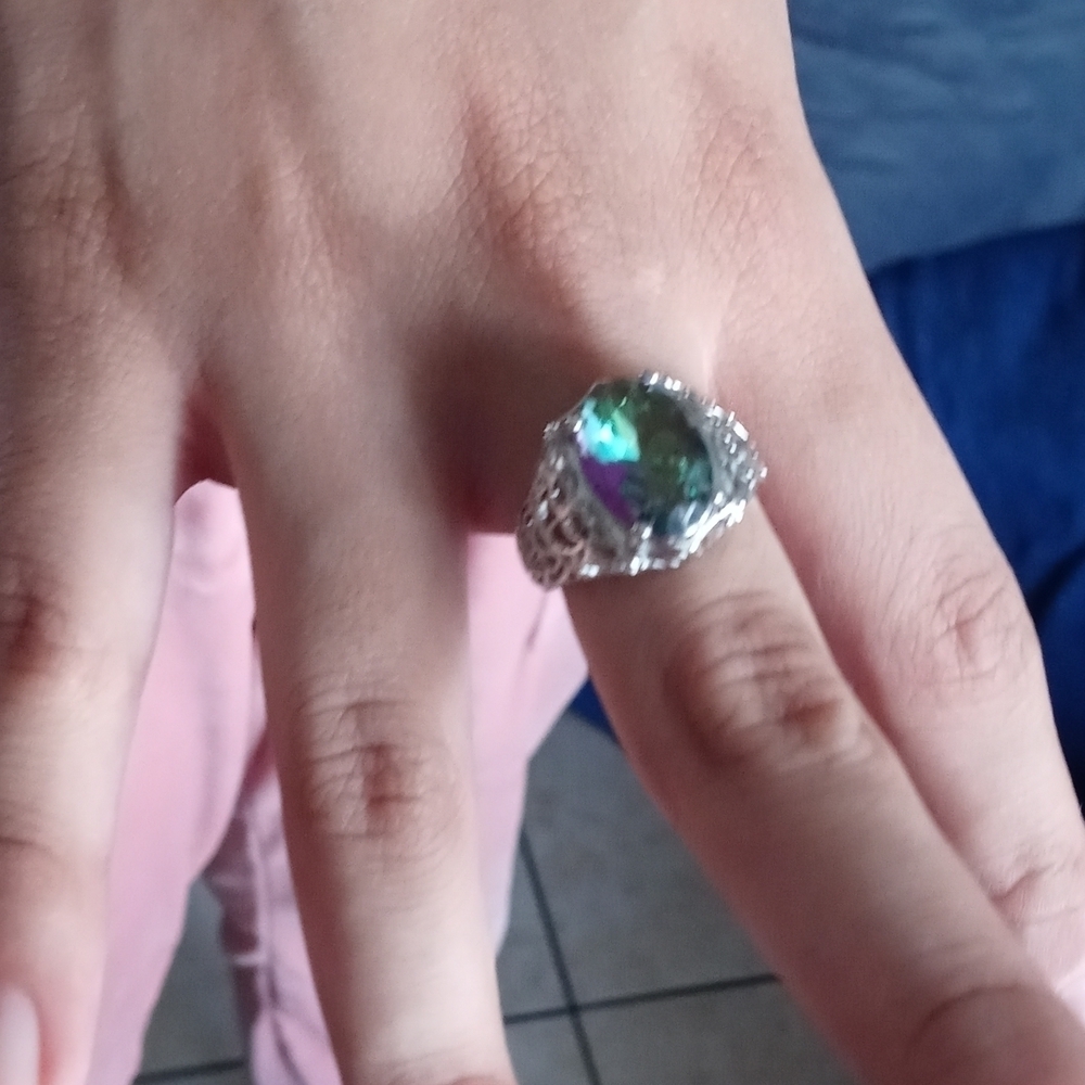 Ring size 8,9 Sterling Silver 925 Stamp peridoto stone Gift Box